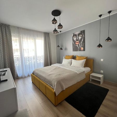 Qualis Apartament Braşov Dış mekan fotoğraf